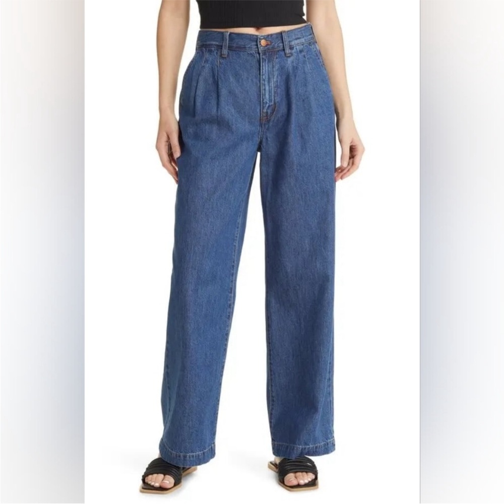 Madewell Baggy Pleated Straight Leg Jeans